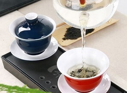 268116.2 Пиала ЯРКАЯ 75 мл, d=7 см, h=4,7 см без рисунка, красная фарфор