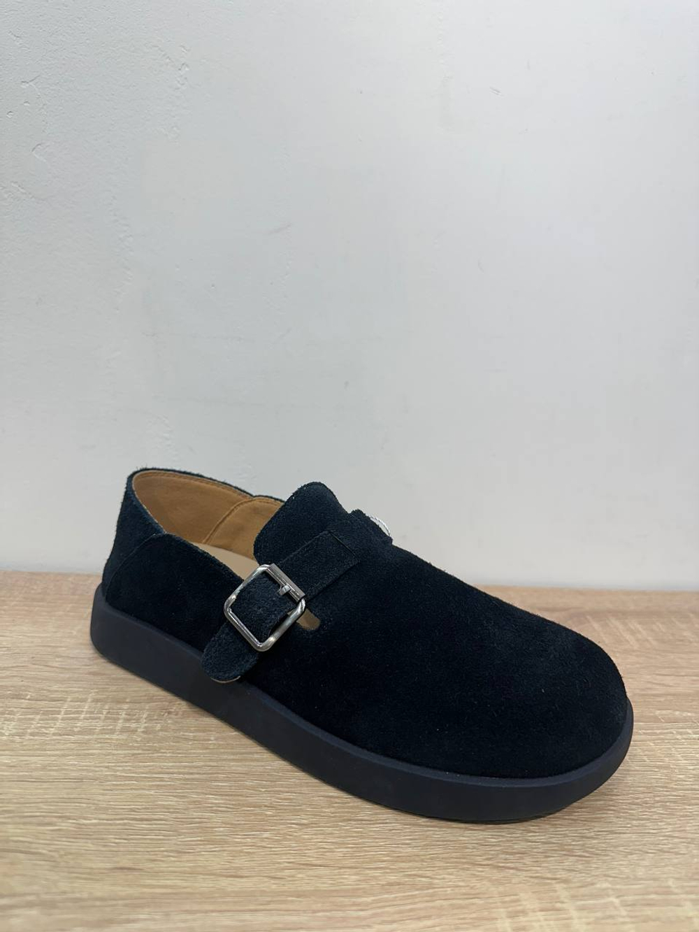 Лоферы из натуральной замши