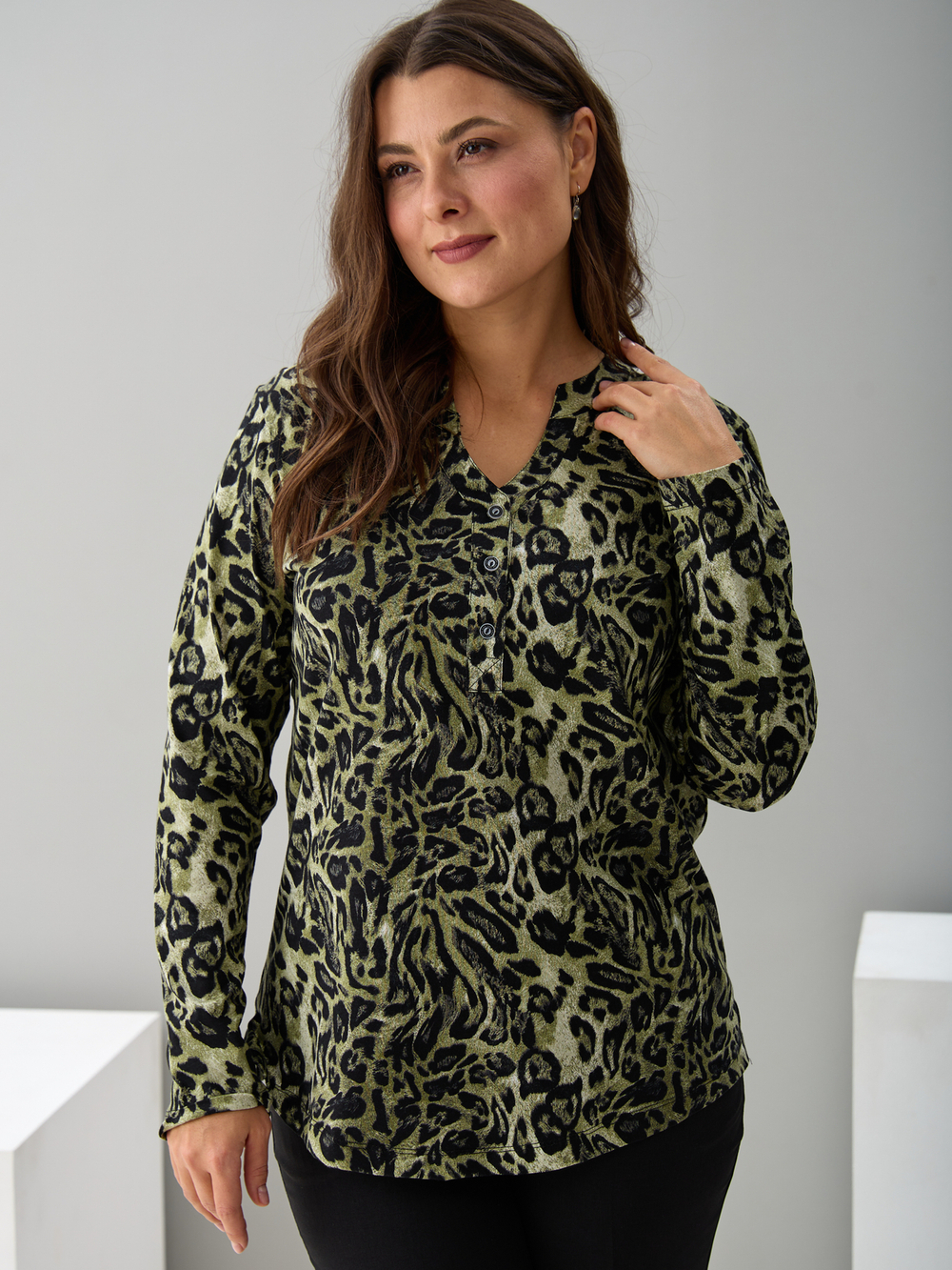 Блузка БЛ-22/зеленый-леопард