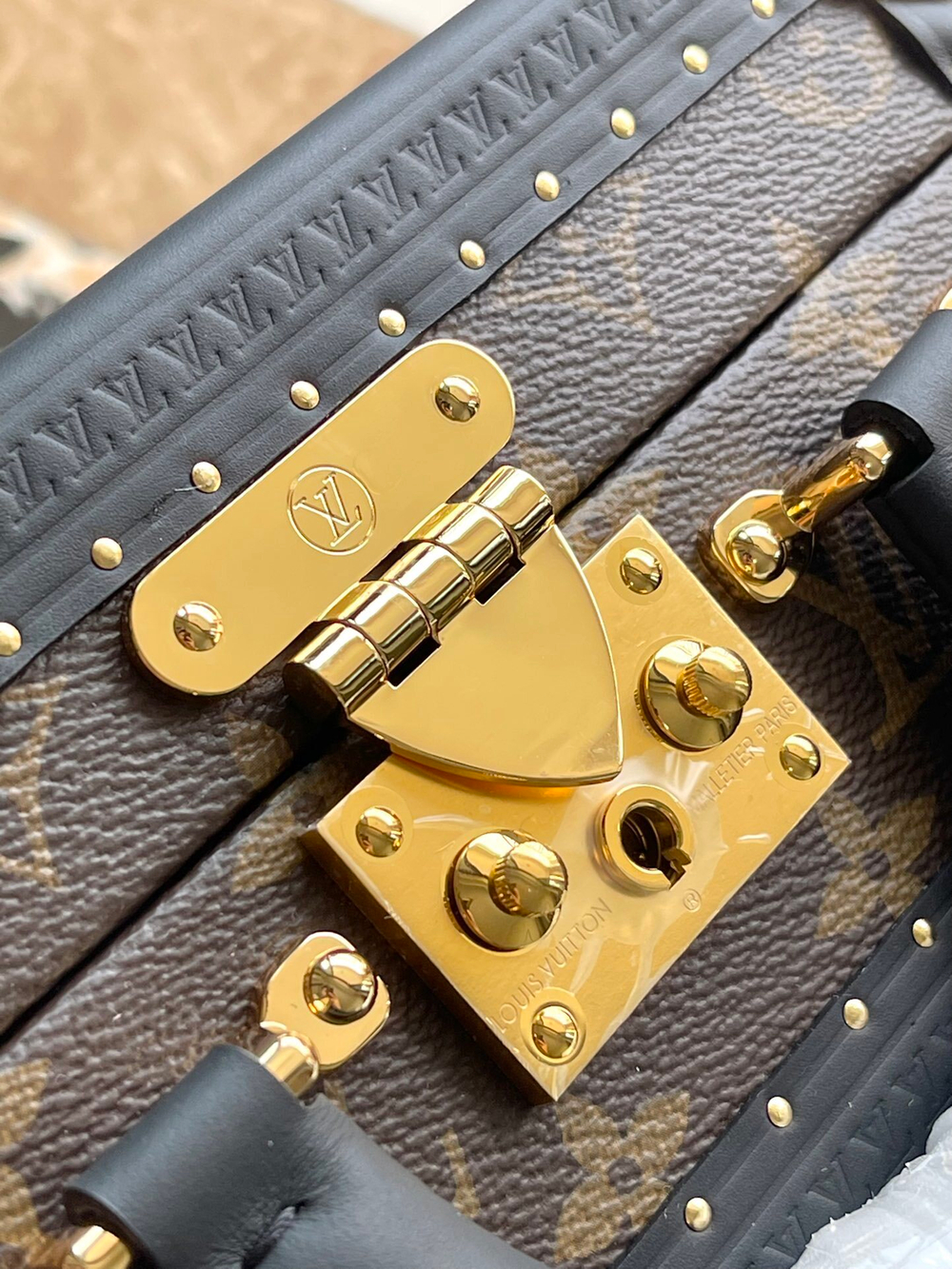 Louis Vuitton Petite Valise