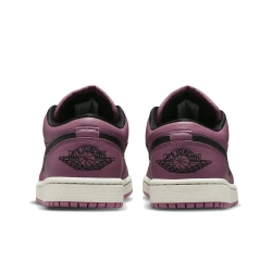 Женские кроссовки Air Jordan 1 Low SE 'Light Mulberry' DC7268-500