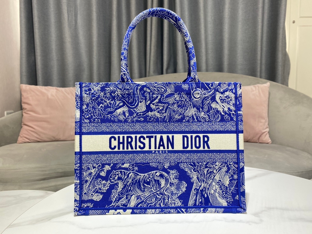Christian Dior Book Tote 36 cm