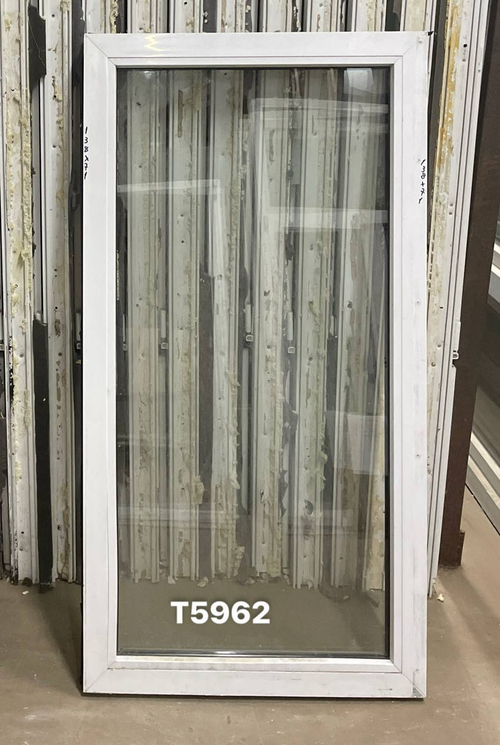 Окно Пластиковое Б/У 138(в) х 71(ш)