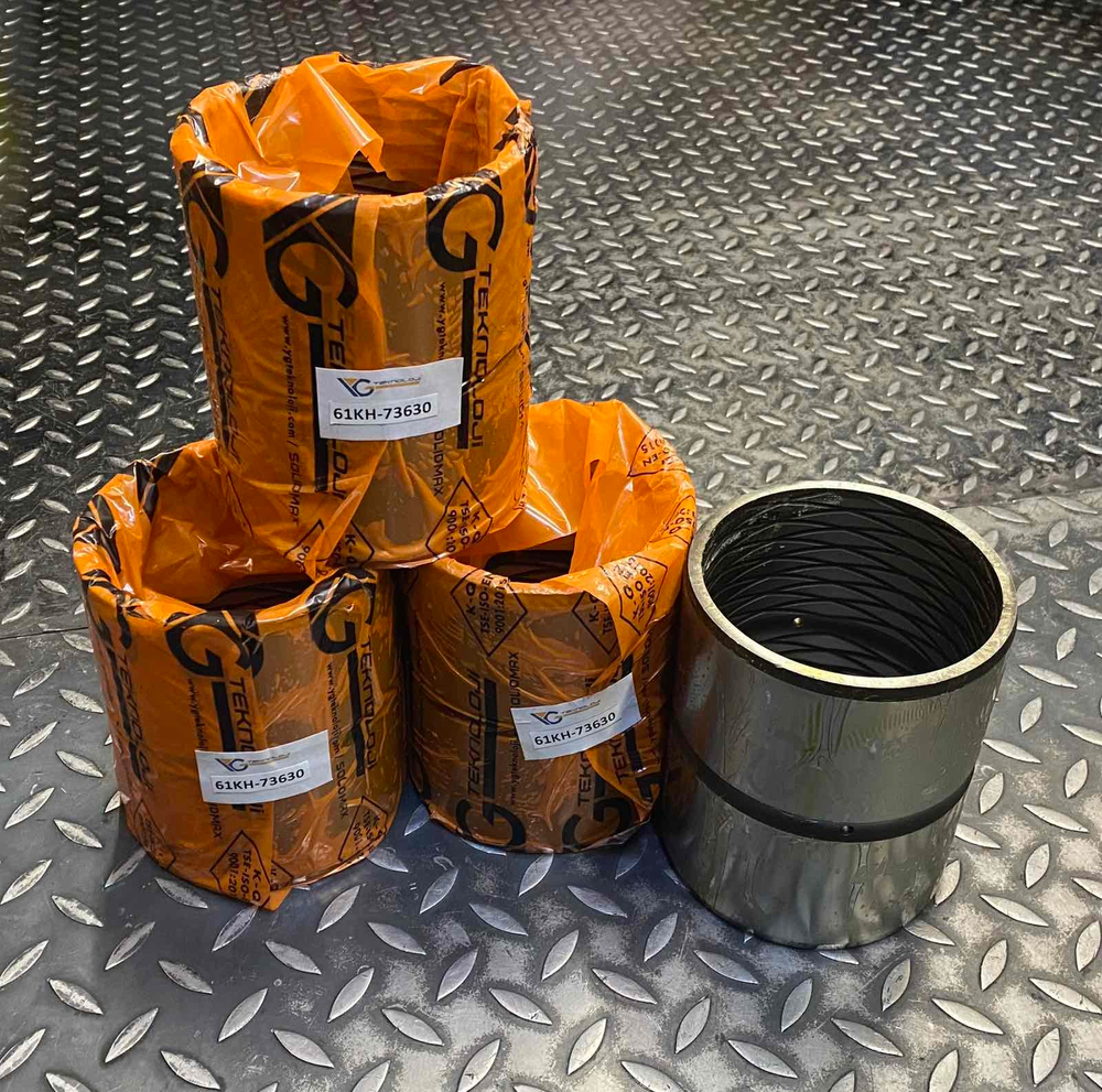 Втулка 61KH-73630