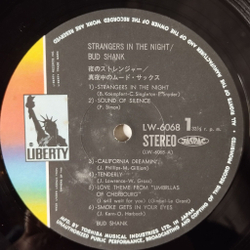 Винтажная виниловая пластинка LP Bud Shank Strangers In The Night (Japan 1970)
