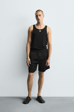 ZARA АТЛАСНЫЕ ШОРТЫ-БЕРМУДЫ СВОБОДНОГО КРОЯ, ЧЕРНЫЙ