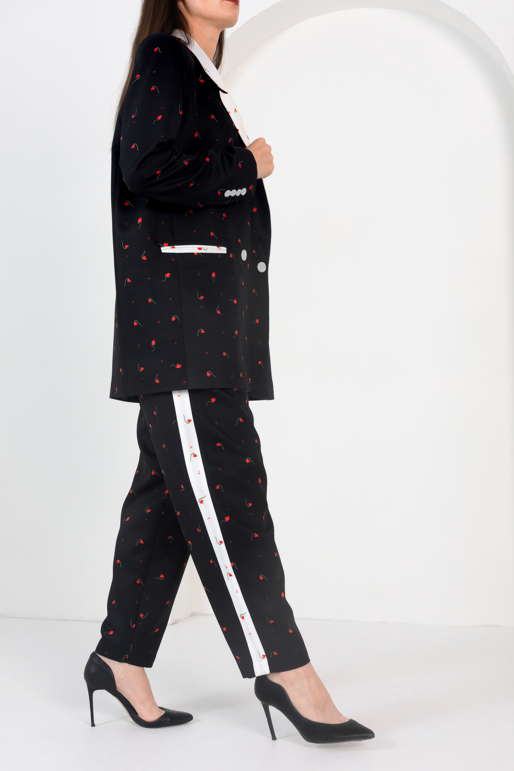 БРЮКИ БАНАНЫ. PROF