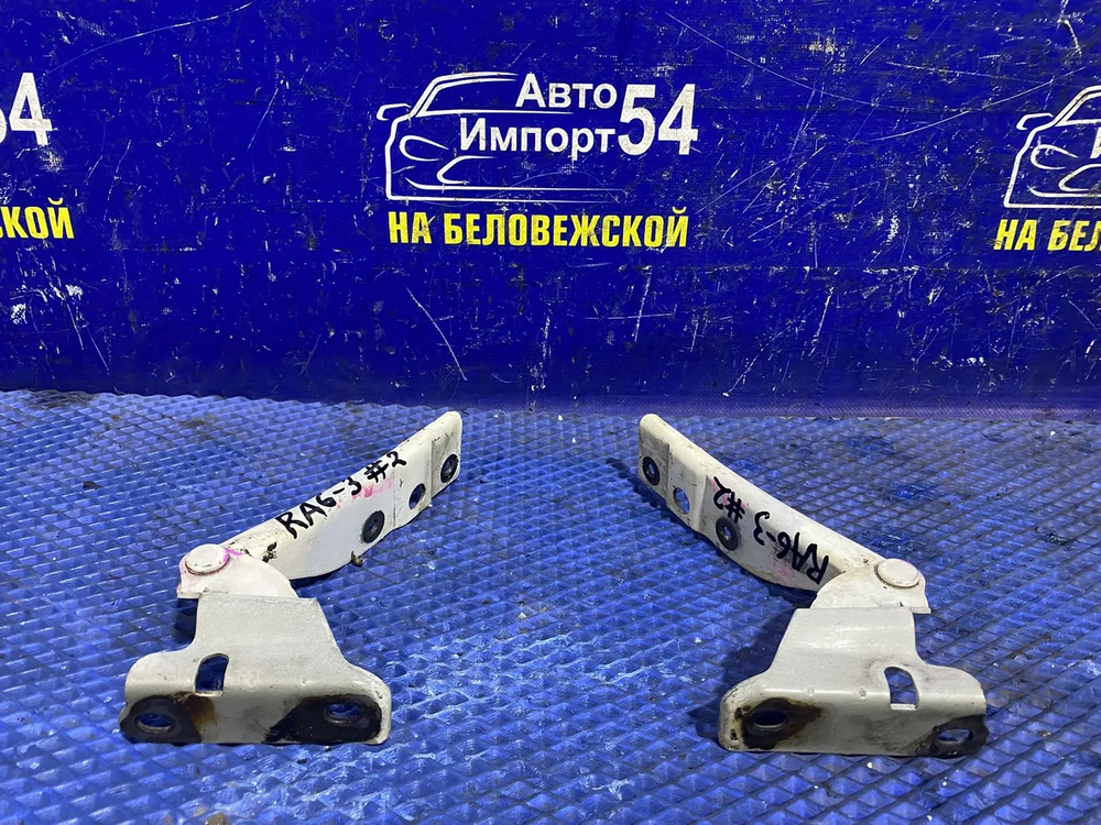 Петля капота левая Honda ODYSSEY 2001