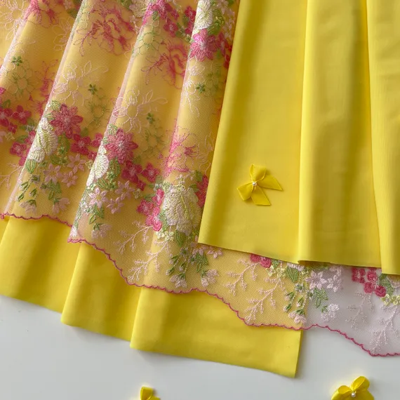 Вышивка на сетке розовая/цветочная 24 см