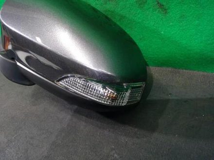 зеркало левое Toyota Vitz NCP130