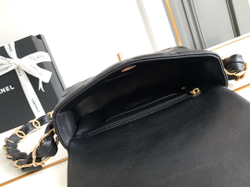 Chanel Bag 19 cm