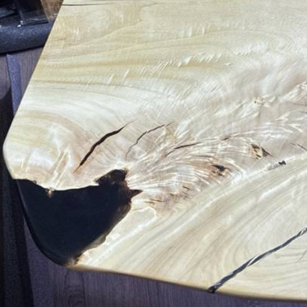 Золотой тополь с эпоксидной смолой