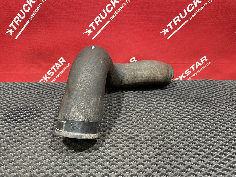 Патрубок радиатора