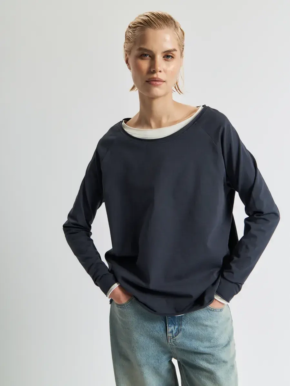 Лонгслив оверсайз реглан графит