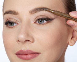 Dermacol 16H Microblade Tattoo - Водостойкий карандаш для бровей оттенок 02, 1 ml