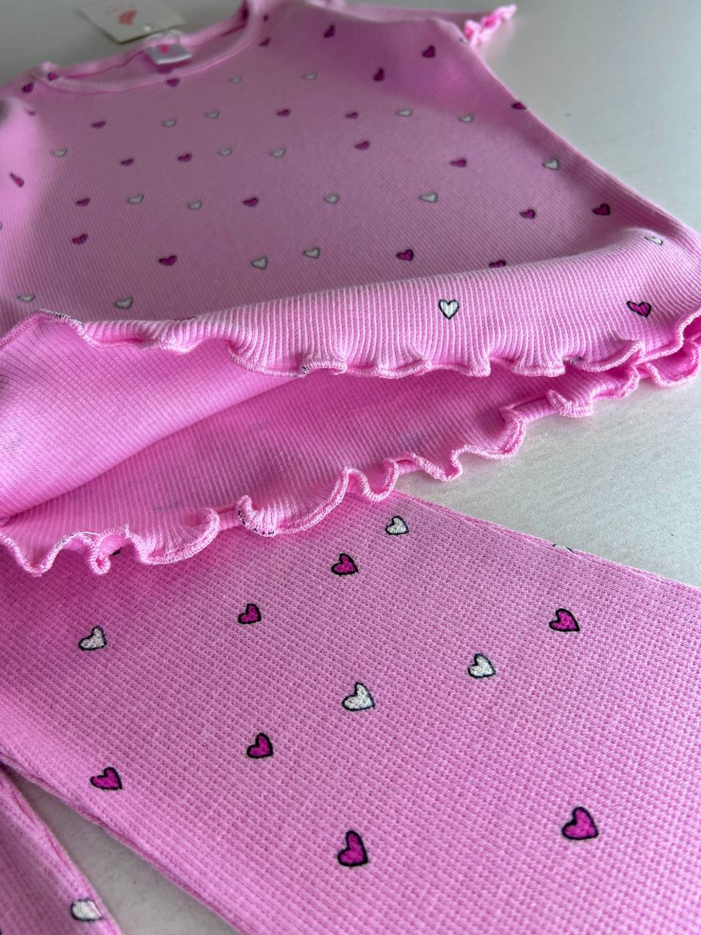 Бело-красные сердечки - двойка для девочек 2 600 тг./шт. (оптом - цена за 5 размеров)