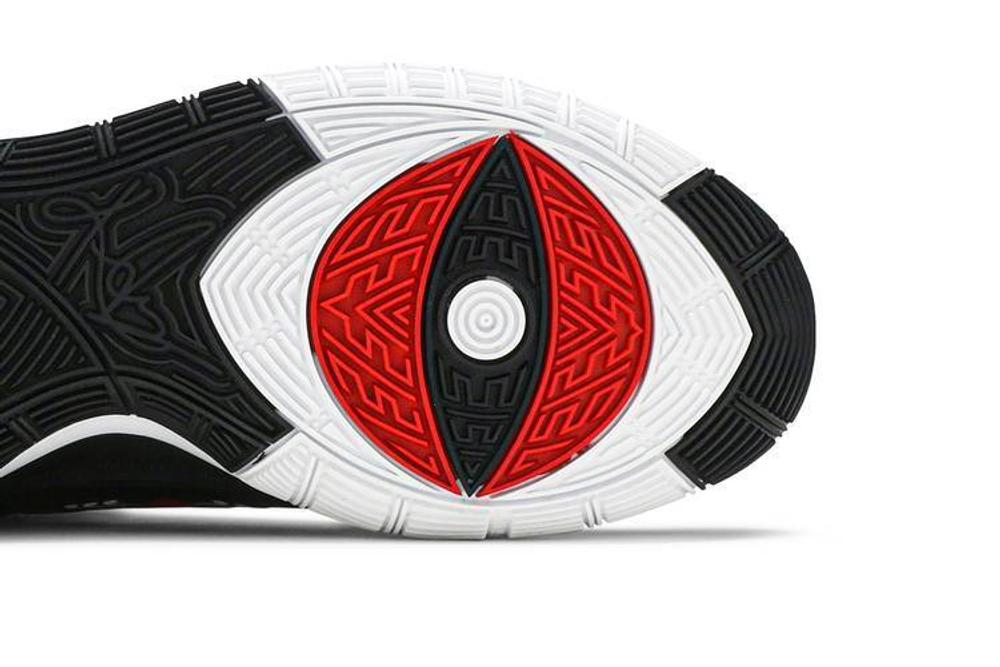 Кроссовки Sneaker Room X Nike Kyrie 6 Mom