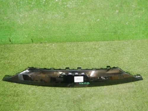 Накладка крышки багажника Audi Q8 (2018-н.в.)