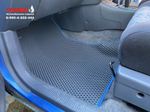 Toyota RAV4 1 поколение (05.1994 - 06.2000) правый руль, 3 двери