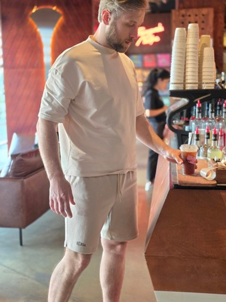 Шорты повседневные Casual LEGENDA бежевые