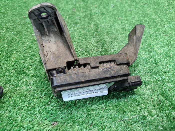 Датчик слепых зон Chery Tiggo 8 Pro Max (22-нв)