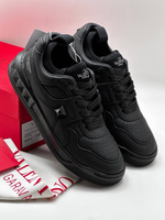 Кроссовки Valentino