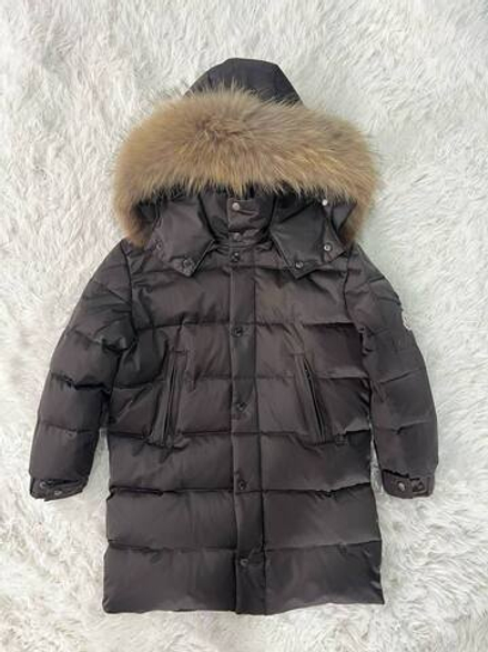 Пуховик Moncler