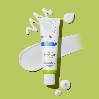 Солнцезащитный мягкий с берёзовым соком ROUND LAB Birch Moisturizing Mild-Up Sunscreen SPF 50+ PA++++