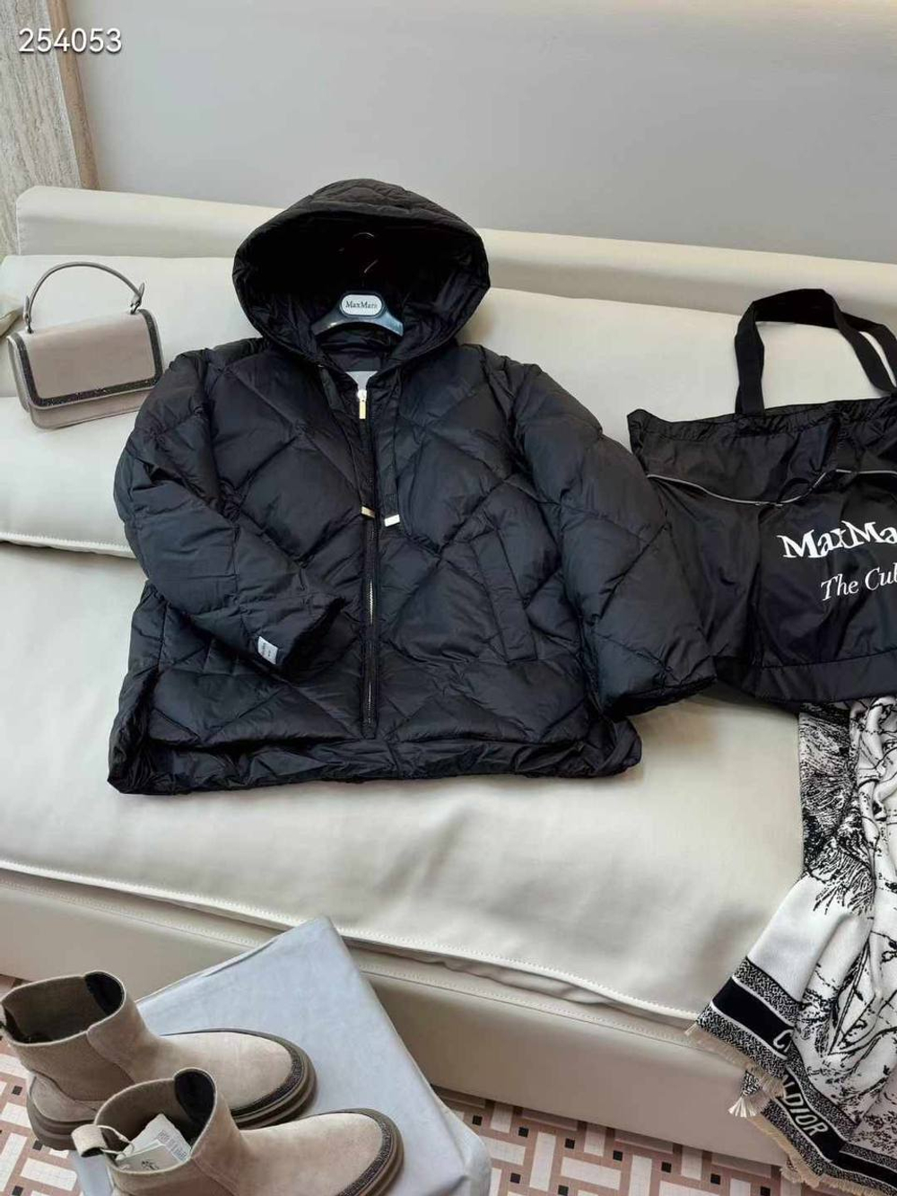 Пуховик MaxMara