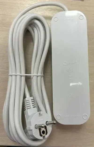 Удлинитель Makel (MGP 132) 3 гнезда 2 метра (з)