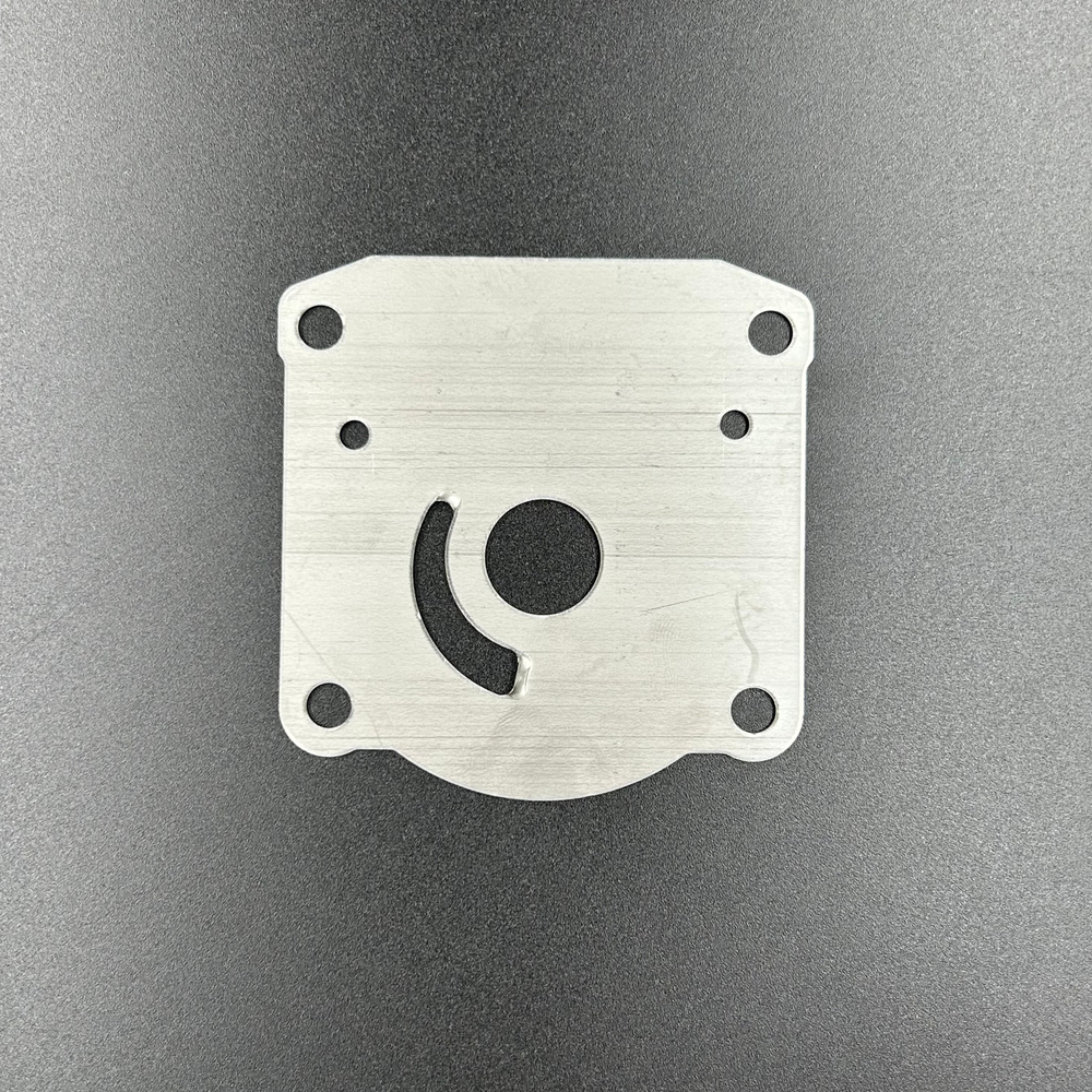 Пластина помпы охлаждения Yamaha 25-30, F20-25 (Osaka)