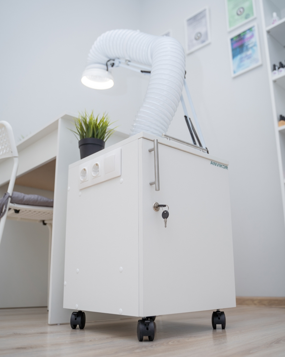 пылесос маникюрный