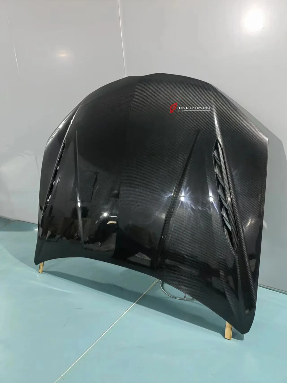 Карбоновый капот в стиле Performante для Lamborghini Urus 2018+ Ламборгини Урус