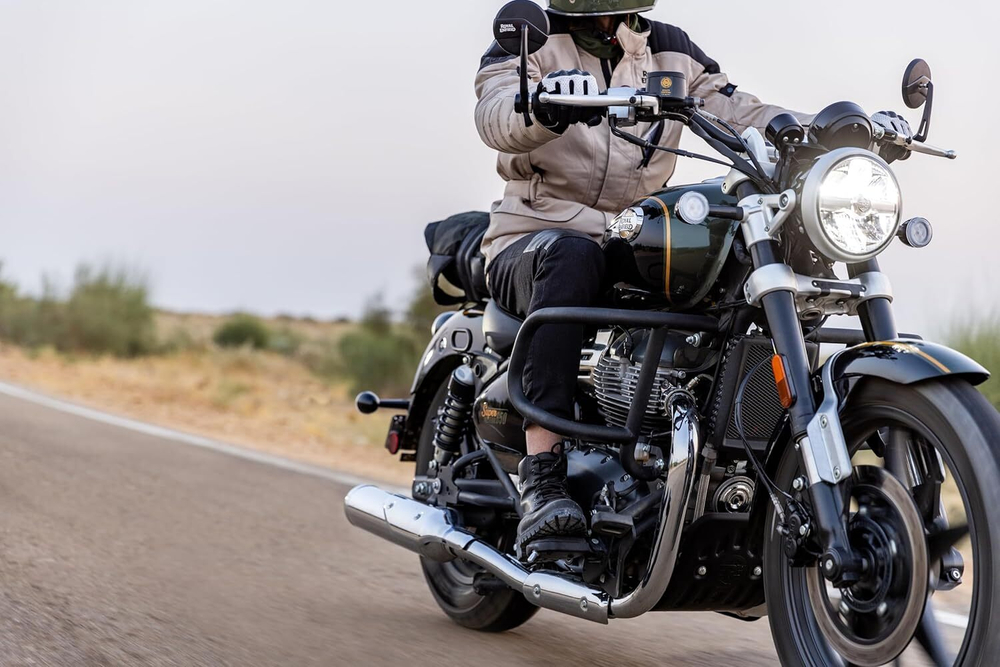 Дуги безопасности Royal Enfield, черного цвета, арт. KXA00340