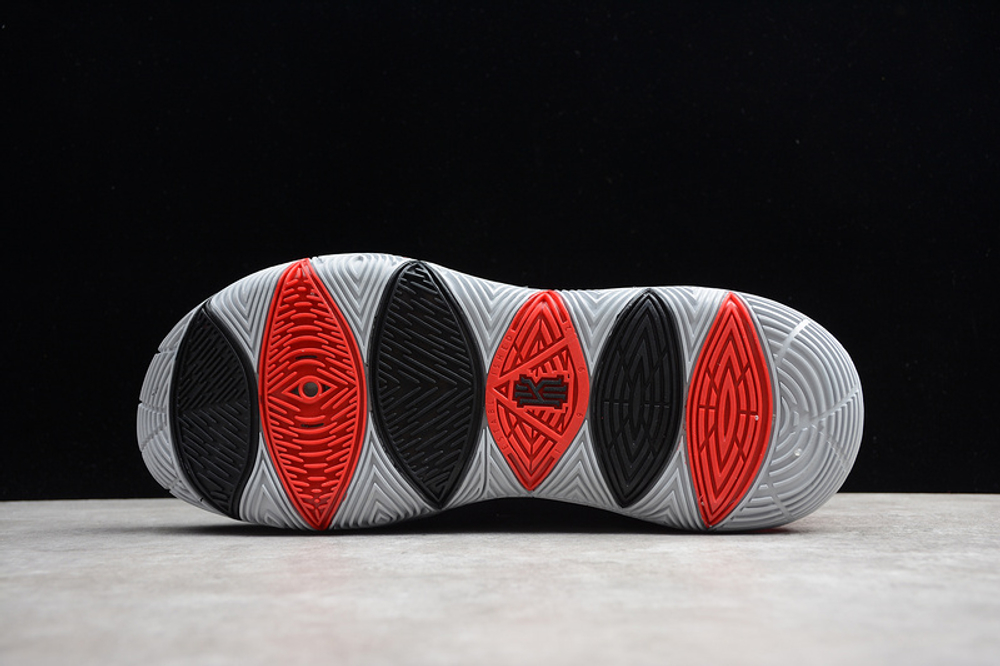 Kyrie 5s bred sales