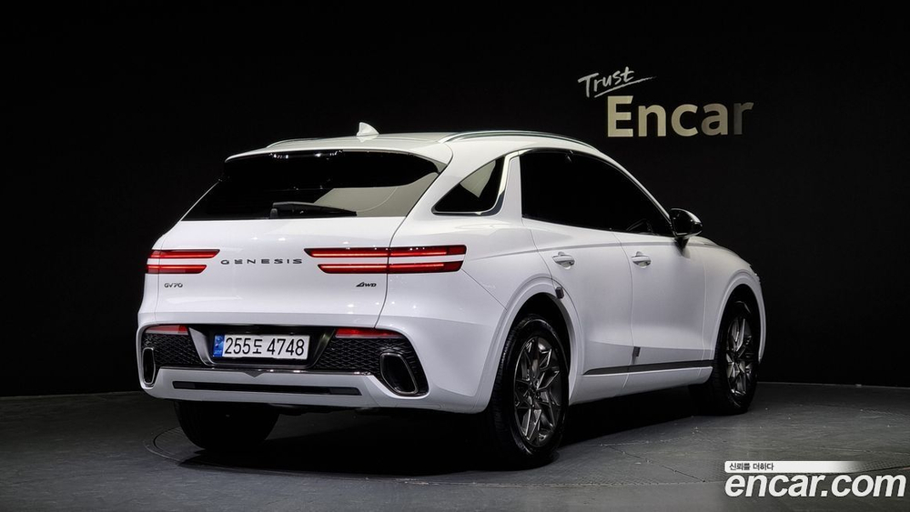 Genesis GV70 2.5T Бензин AWD (03.2022)
