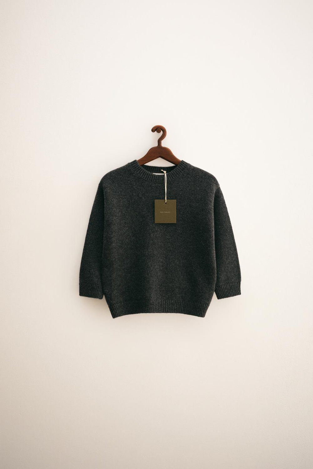 ZARA TIMELESS — ТРИКОТАЖНЫЙ ДЖЕМПЕР ИЗ КАШЕМИРА, ТЕМНЫЙ АНТРАЦИТ