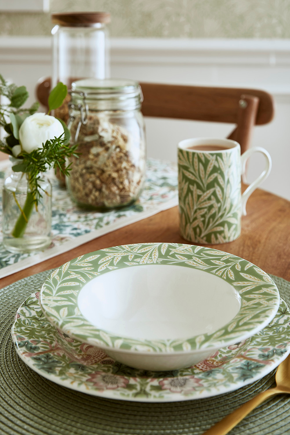 Spode Тарелка Morris & Co. Глубина 19 см, ива