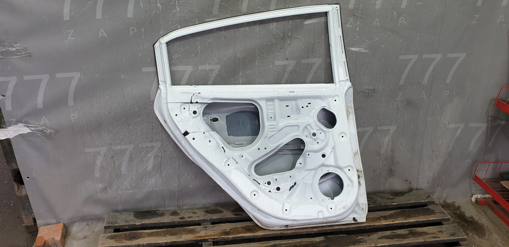 Дверь задняя левая Kia Rio 4 X-Line 17-нв Б/У Оригинал 77003H0500
