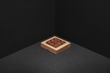 Упаковка с окном для фасовки шоколадных конфет или пряников