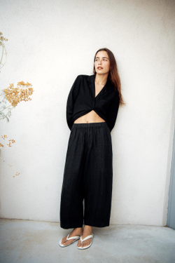 ZARA РУБАШКА ИЗ ЛЬНА С КАРМАНОМ — ZW COLLECTION, ЧЕРНЫЙ