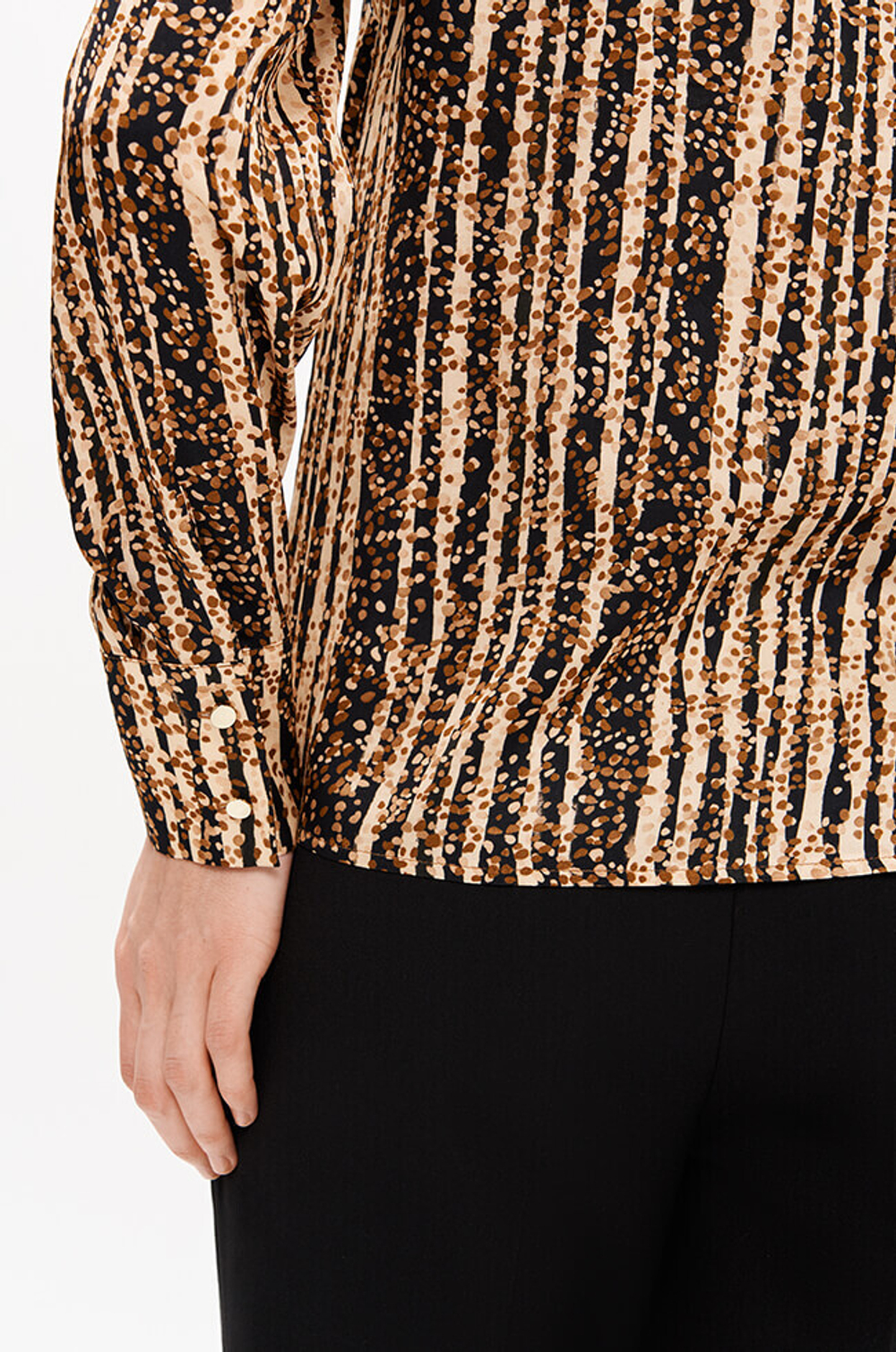 23408 Блузка женская (черно-песочный принт)