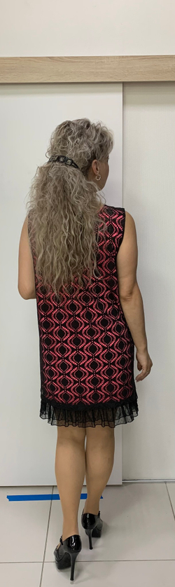 Короткое платье-туника розово-черное