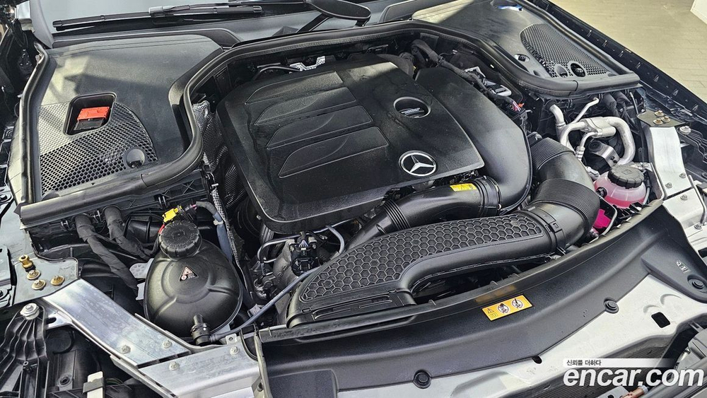 Mercedes-Benz E-Class W213 E350 4MATIC AMG Line (04.2023)