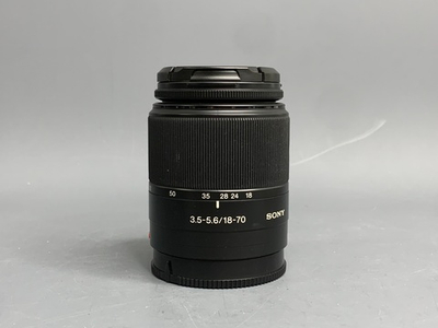 Sony DT 18-70mm 3.5-5.6