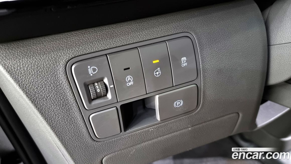 Hyundai Staria 라운지 9-и местный (01.2022)