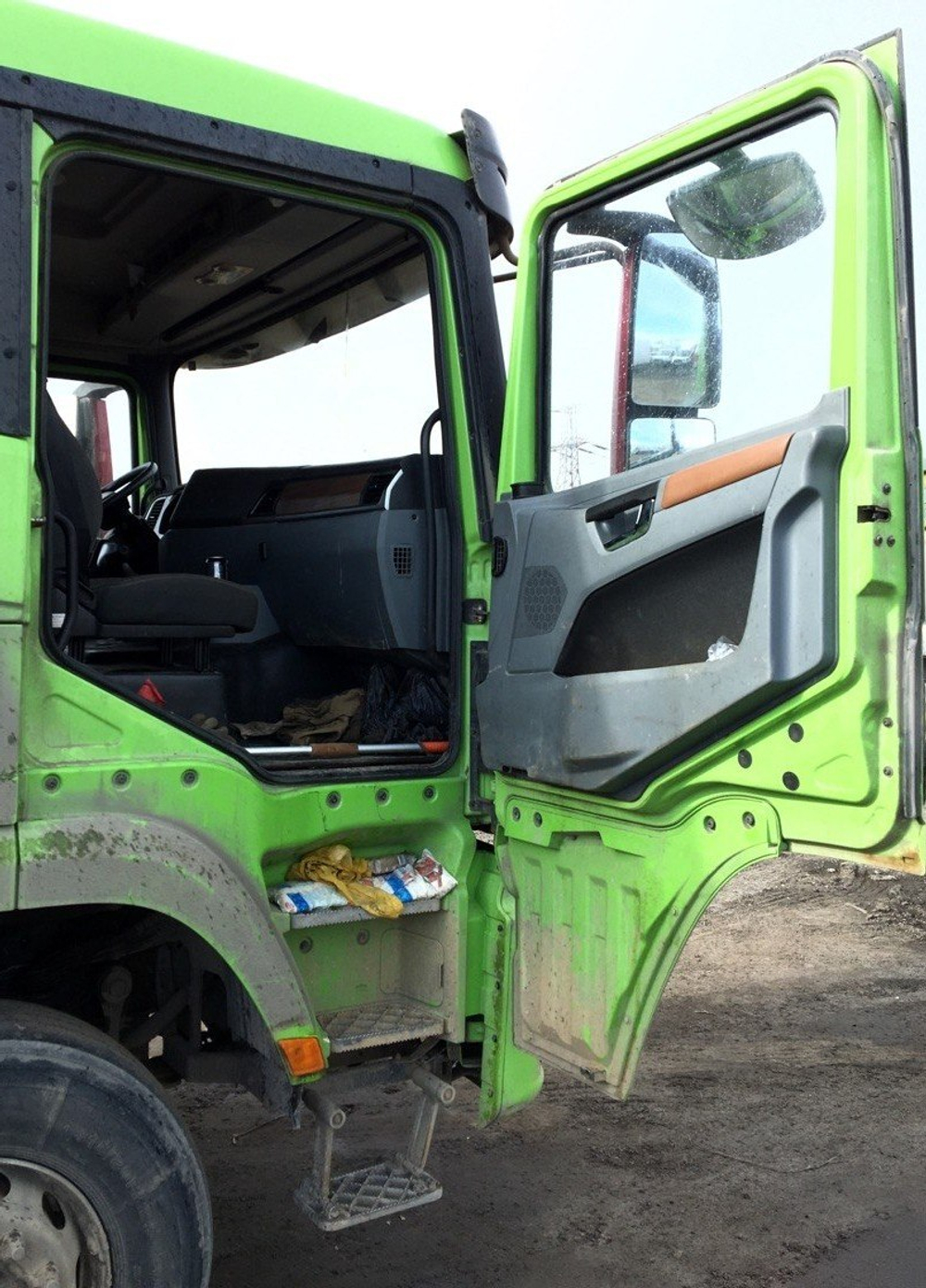 Shacman (Shaanxi) SX* 8x4 Самосвал SX331863366 (Дизельный, 12,5 л, 544 л.с., МТ)