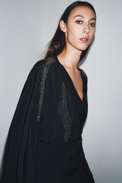 ZARA ПЛАТЬЕ С ВЫШИВКОЙ И БУСИНАМИ — ZW COLLECTION, ЧЕРНЫЙ