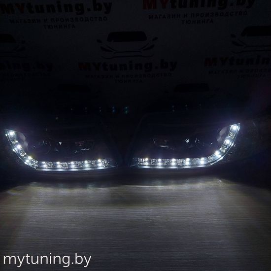 Передние фары VW Passat B5 daylight black