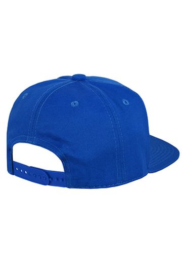 Бейсболка синяя с прямым козырьком и застежкой сзади